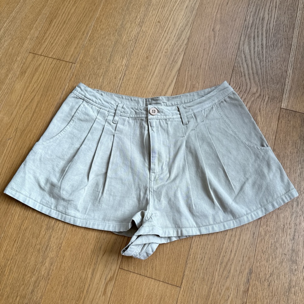 Free People Soft Gray Pleated High Waist Shorts